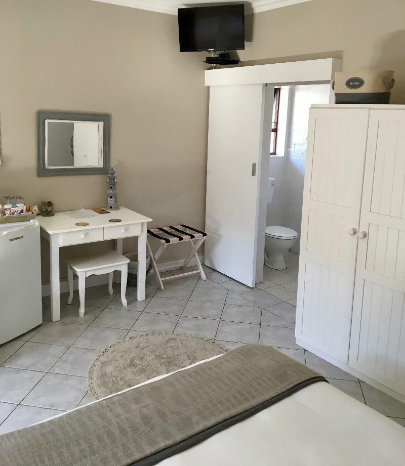 La Mer Guesthouse Port Elizabeth Exteriör bild