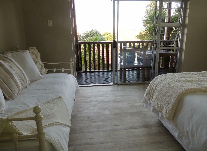 La Mer Guesthouse Port Elizabeth Exteriör bild